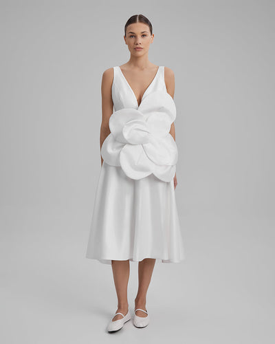 CORA DRESS + FLOWER | V neck midi in white