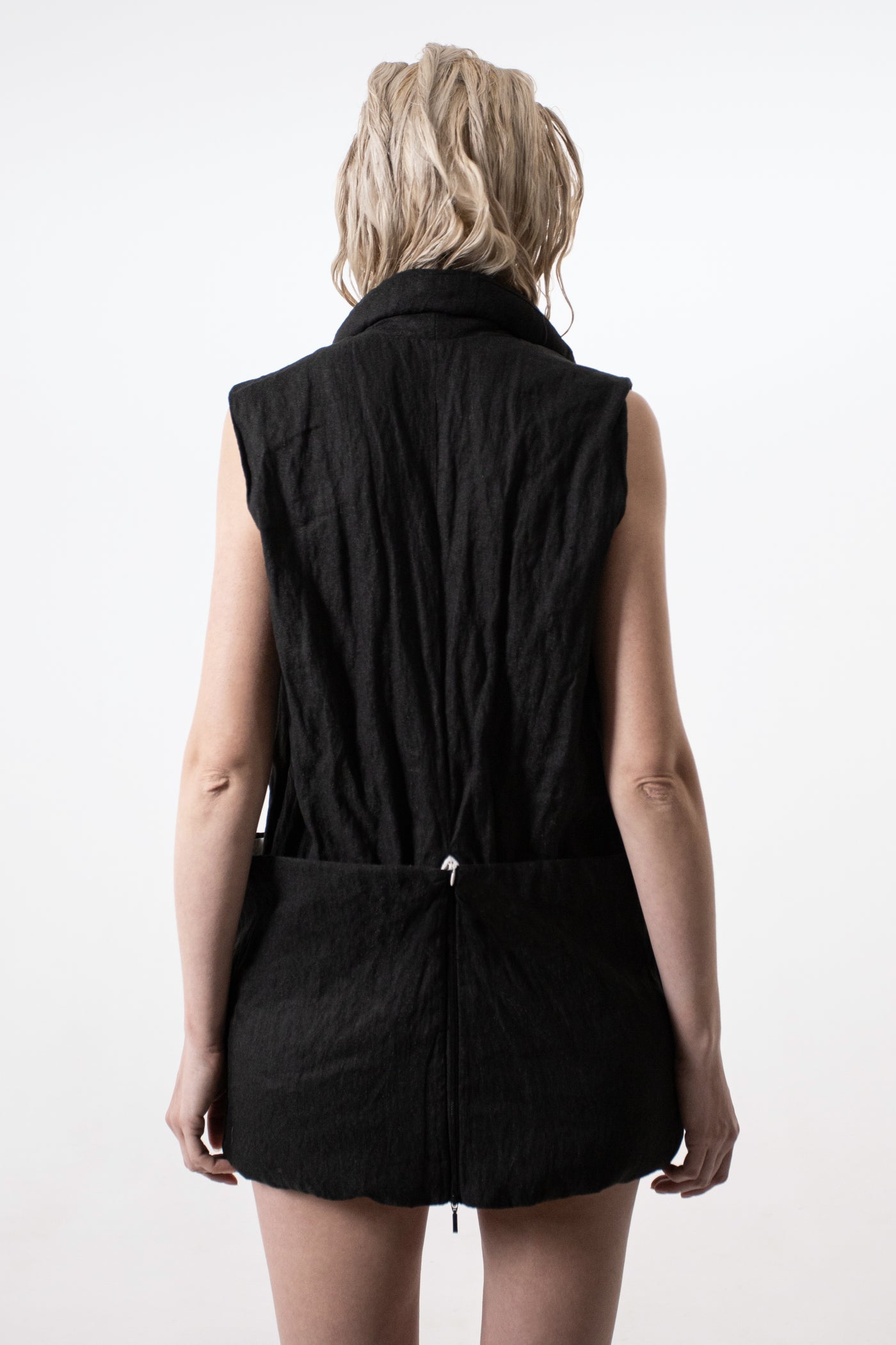 EXTRACT 6-way transforming piece: vest / jacket / coat / jumpsuit