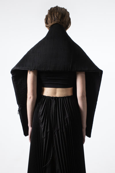 5-way transforming piece: clutch / scarf