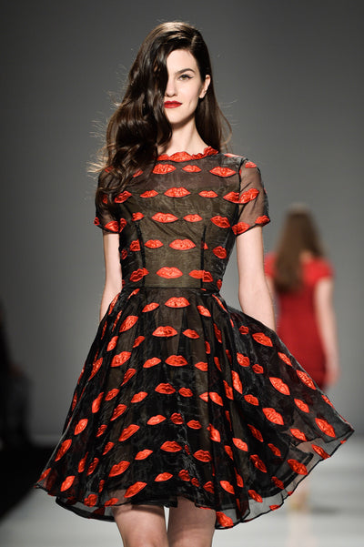 Red lips full skirt dress