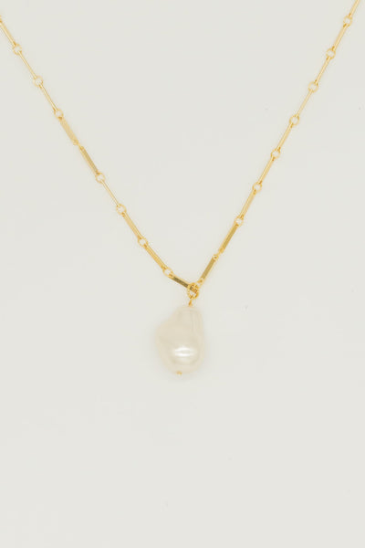 Amelia Baroque Pearl Necklace