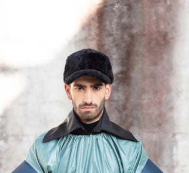 BLACK FAUX FUR BASE CAP