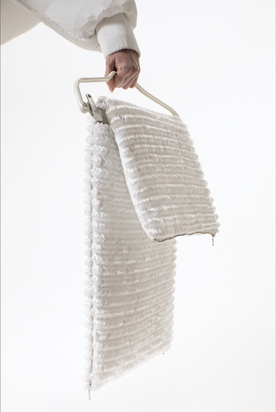 FALSE 3-way transforming piece: scarf / bag