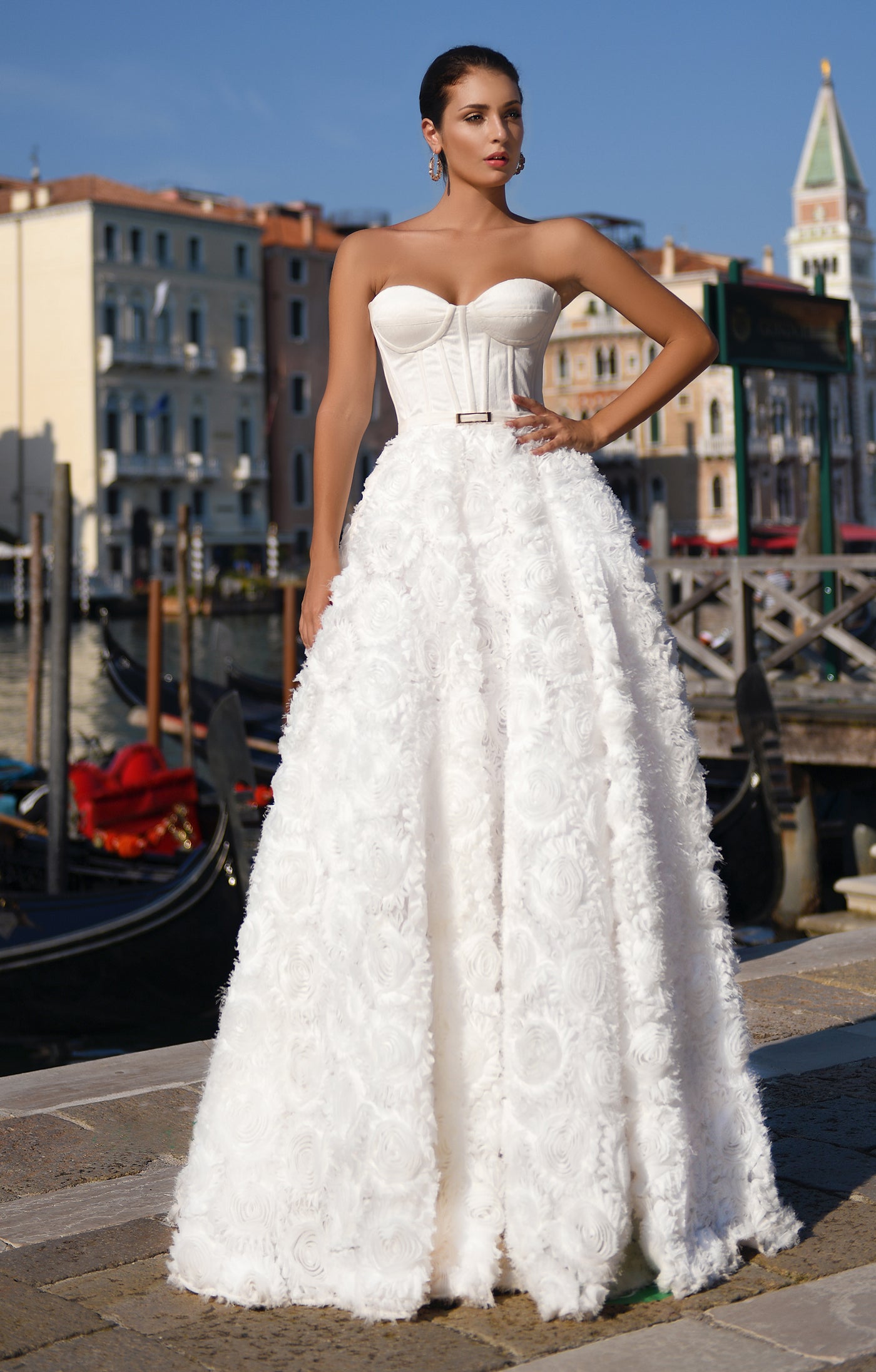 Wedding dress "White Rose" The Clothing Lounge Wedding dress "White Rose" The Clothing Lounge