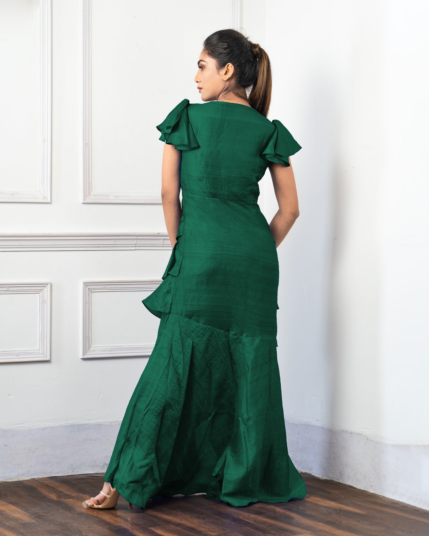 STELLAR RUFFLE DRESS