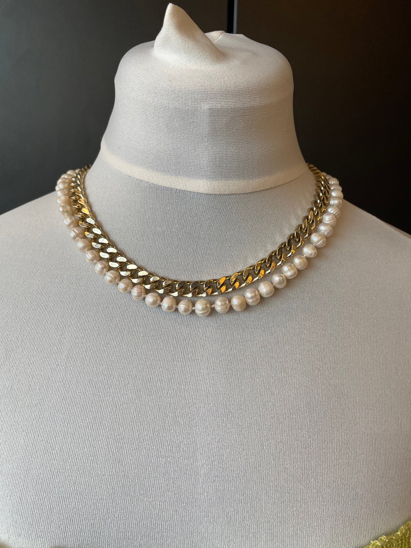 Amy Pearl & Chain necklace