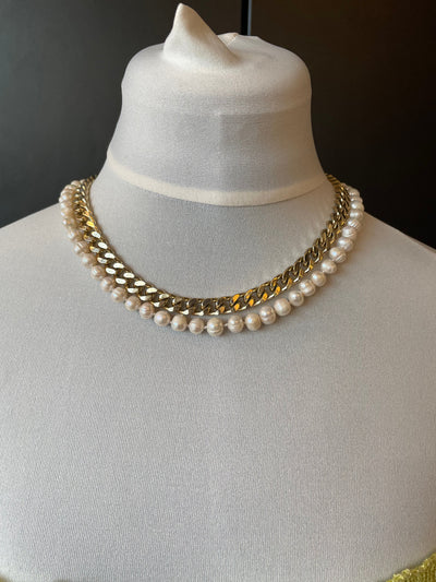 Amy Pearl & Chain necklace