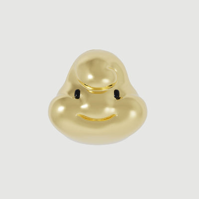  A shiny gold earring in the shape of a kawaii-style cloud, featuring two round black eyes and a soft, pastel pink oval mouth for an adorable and whimsical expression.