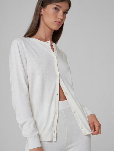 LEA Crew-neck cardigan with buttons white