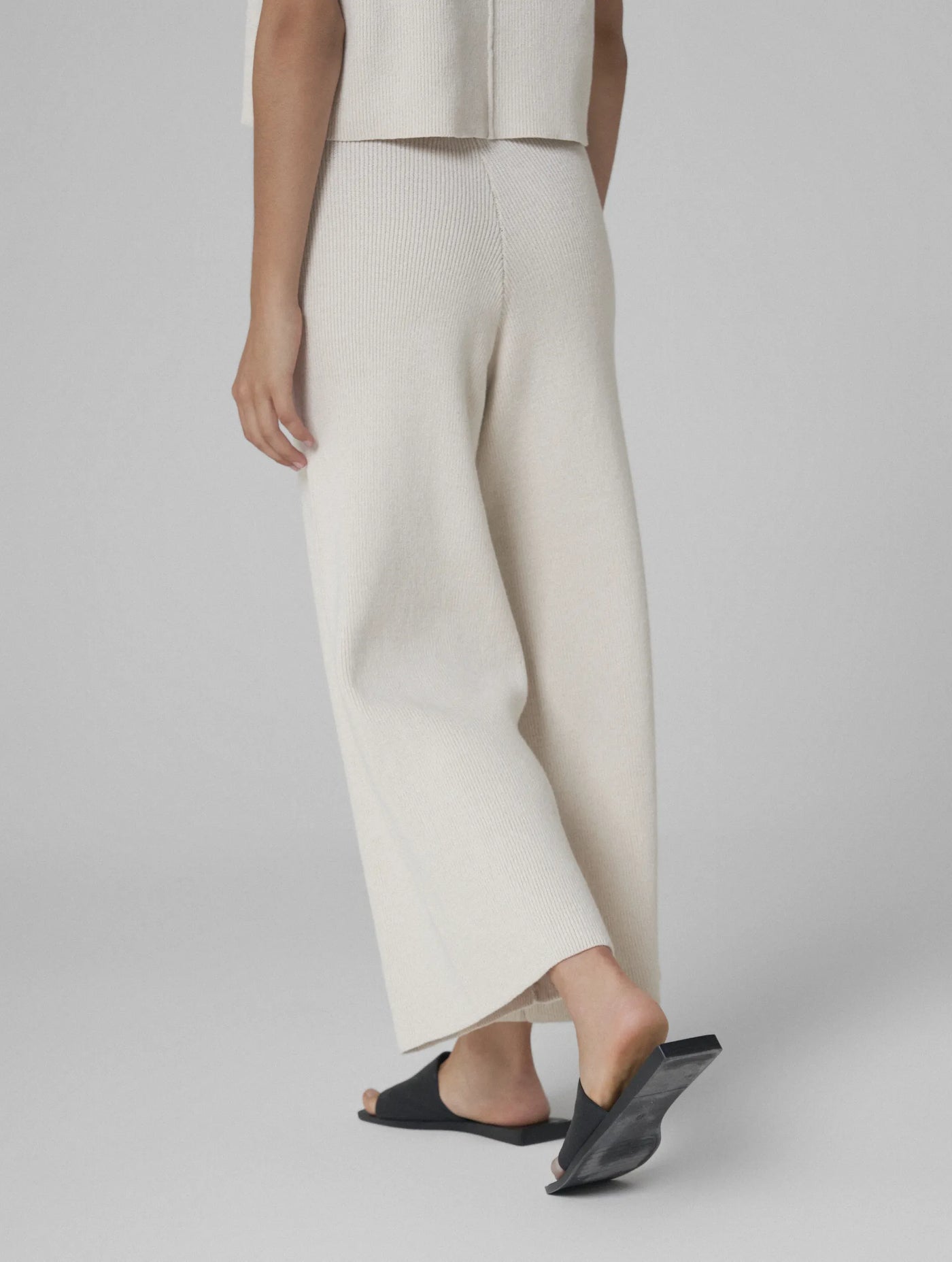 LINA Cropped knitted pants