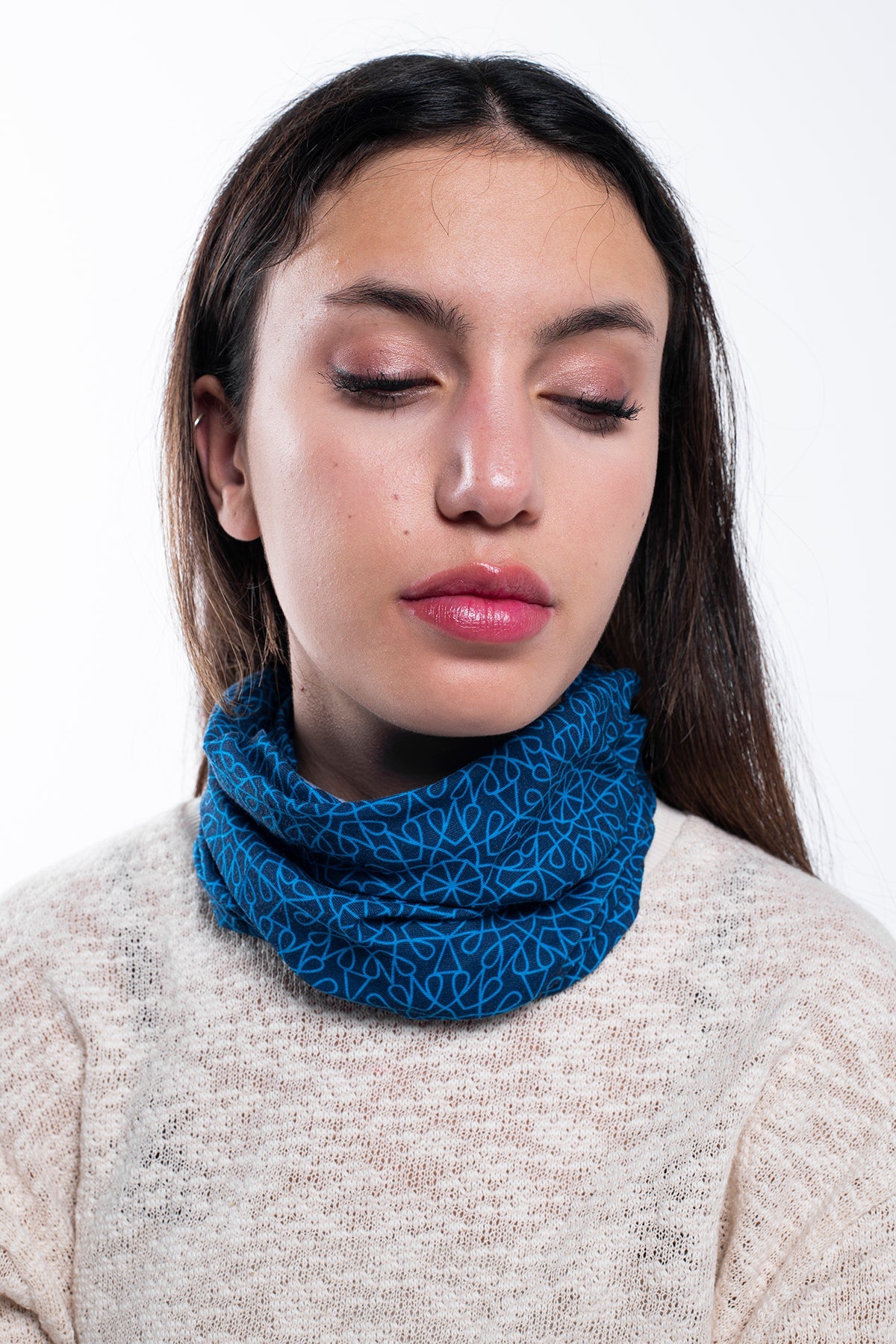 neck-scarf-oriental-blue-1