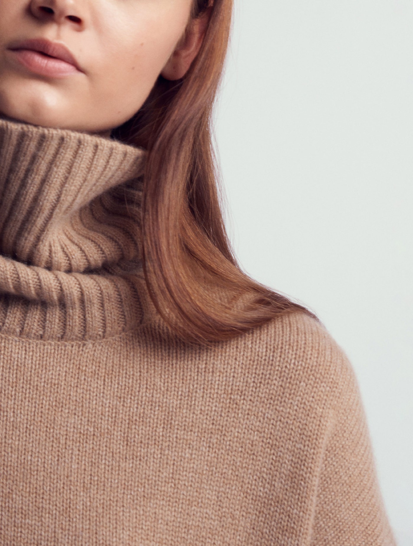 ADA Cashmere knitted turtleneck sweater Camel