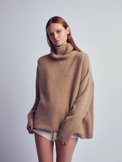 ADA Cashmere knitted turtleneck sweater Camel