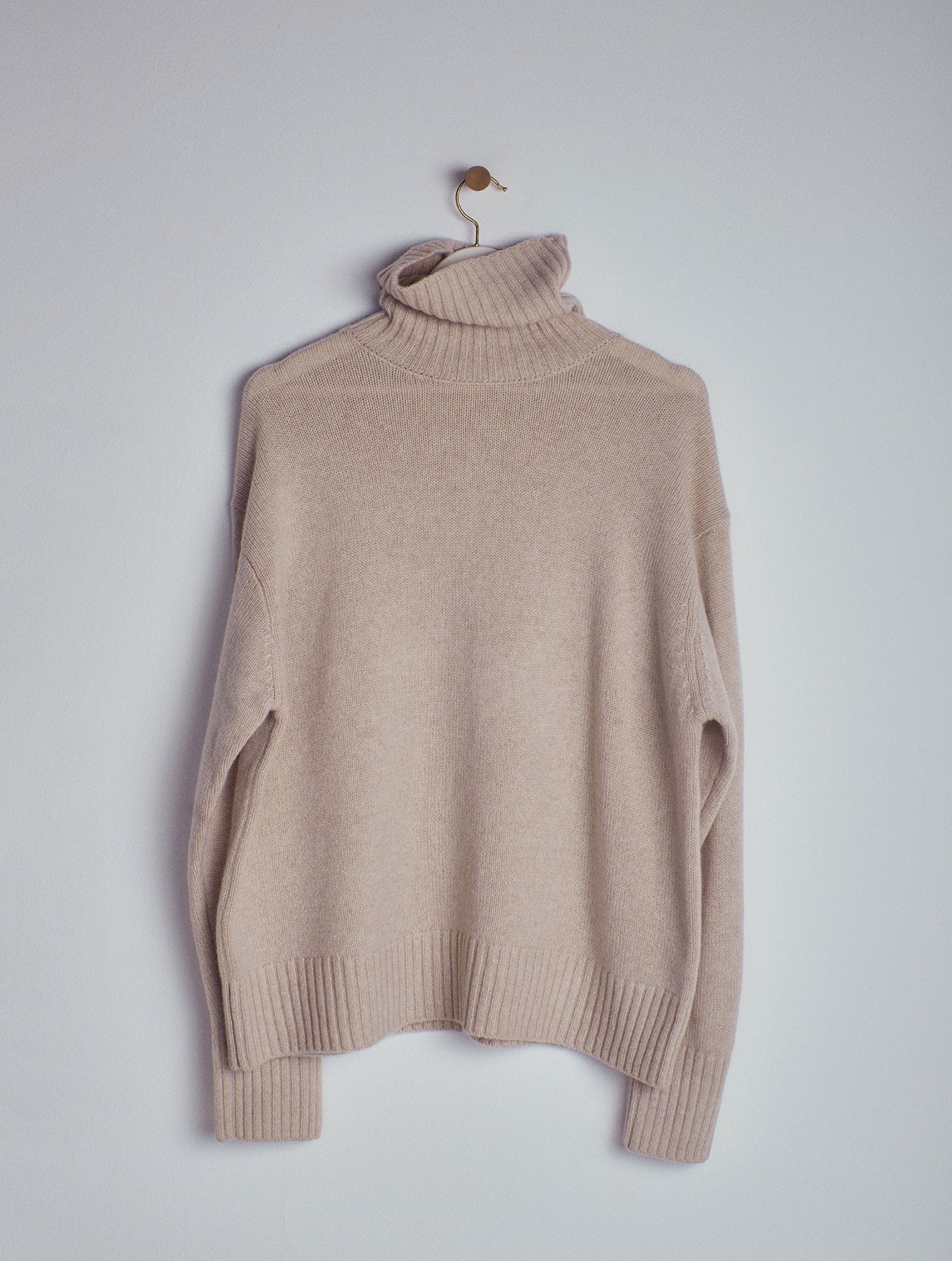ADA Cashmere knitted turtleneck sweater Eru