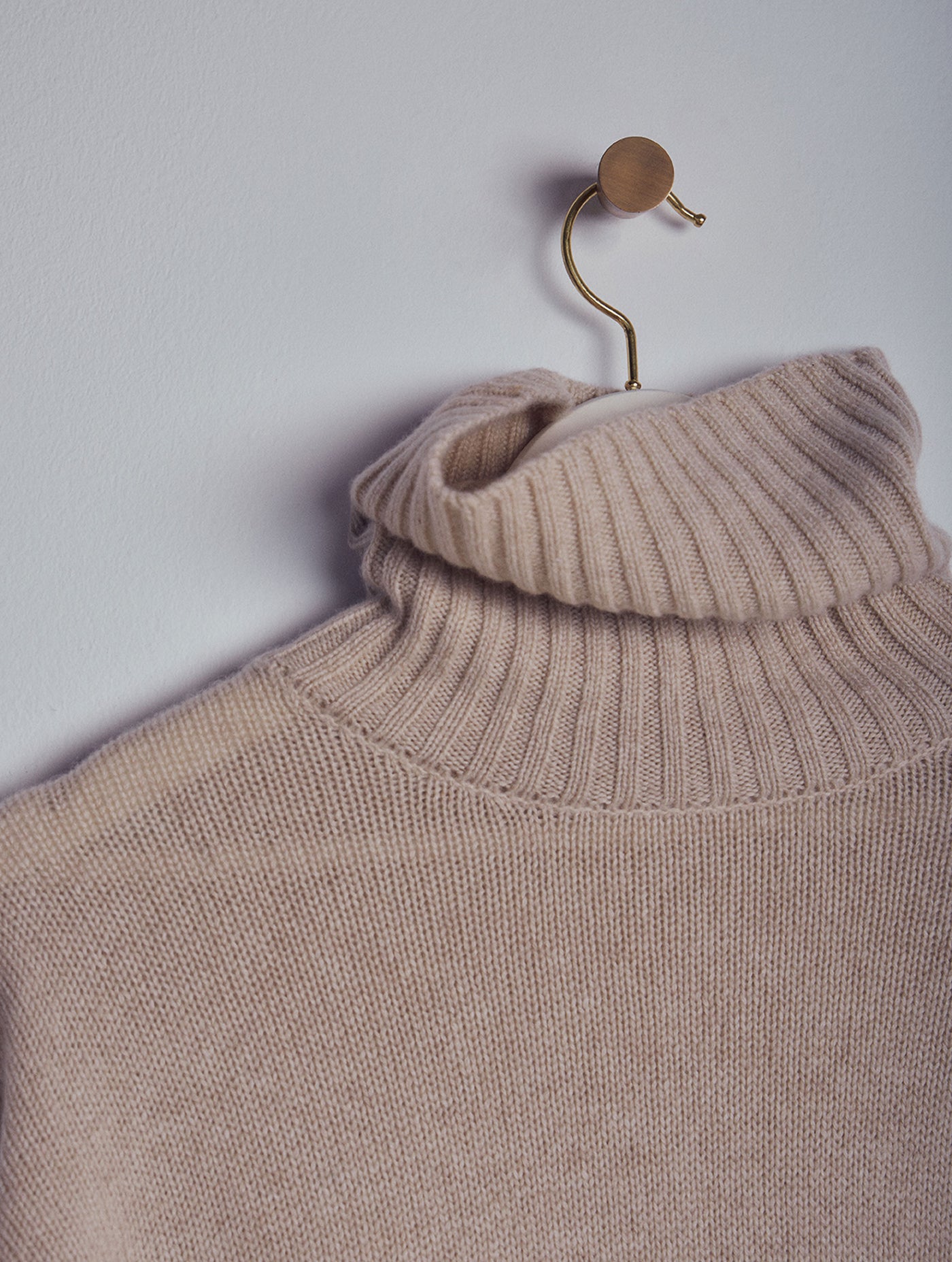 ADA Cashmere knitted turtleneck sweater Eru
