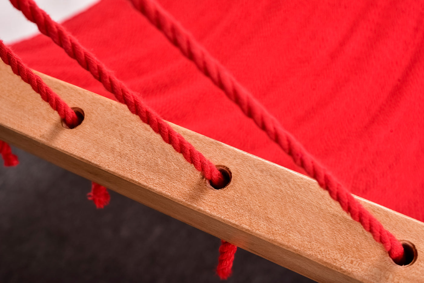 Classic Red Cotton Hammock (Wooden Bar)