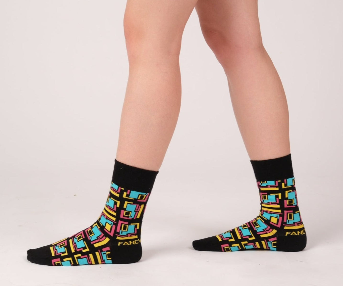 2 Pack Black and Purple Geometric Socks