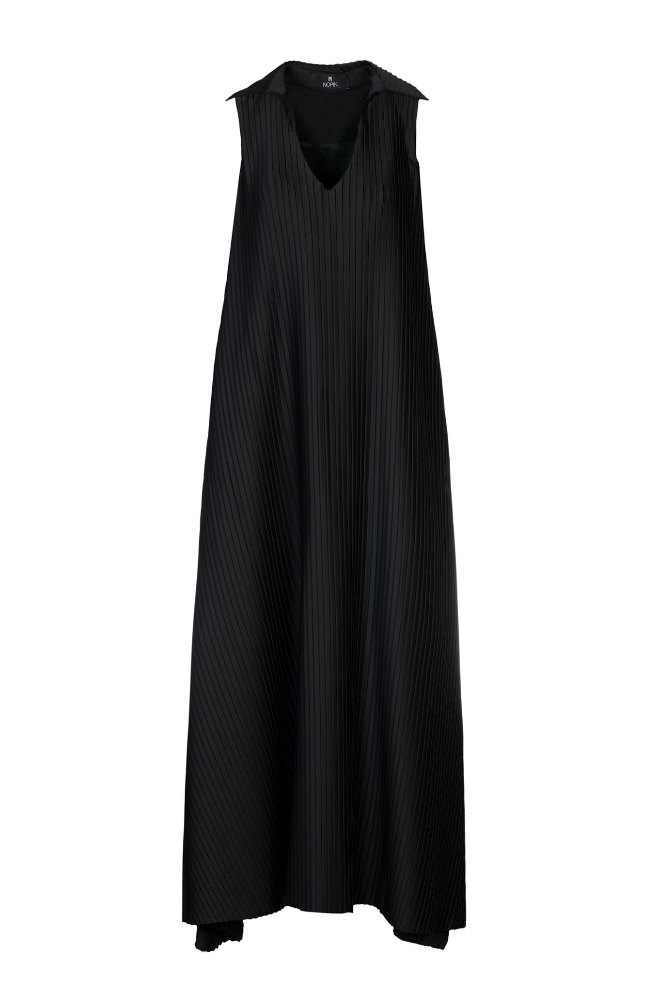 Long Pleated Black Dress