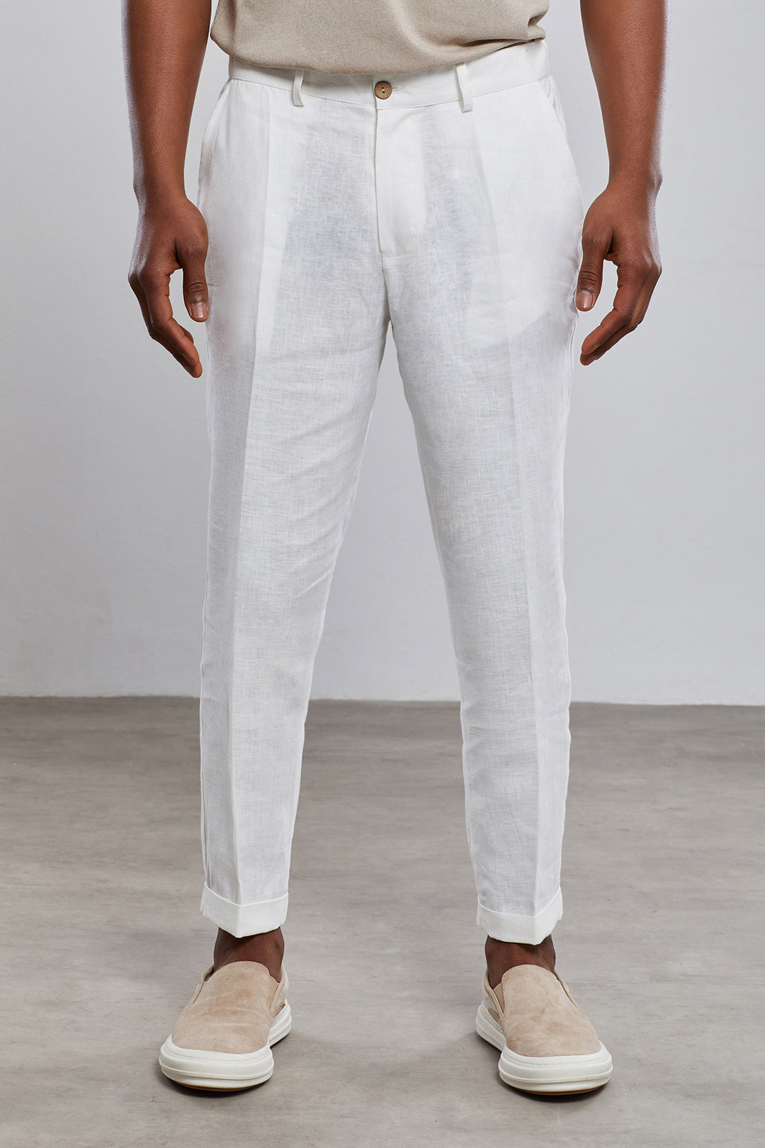 White Deluxe Carrot Fit Chino %100 Linen Pants