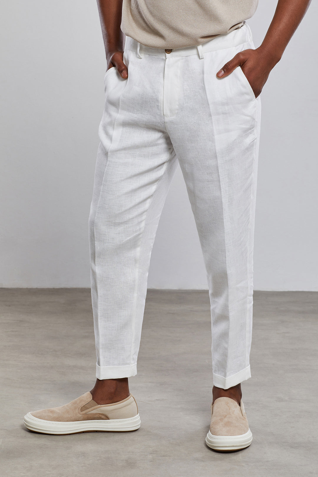 White Deluxe Carrot Fit Chino %100 Linen Pants