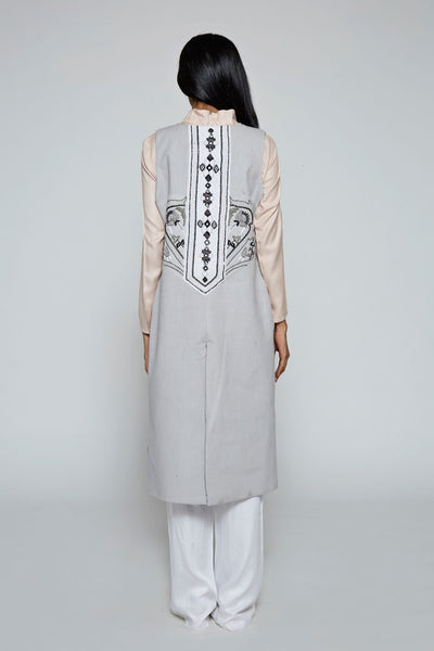 AAVA Long Hand-Embroidered Vest - IMAIMA - The Clothing LoungeIMAIMA