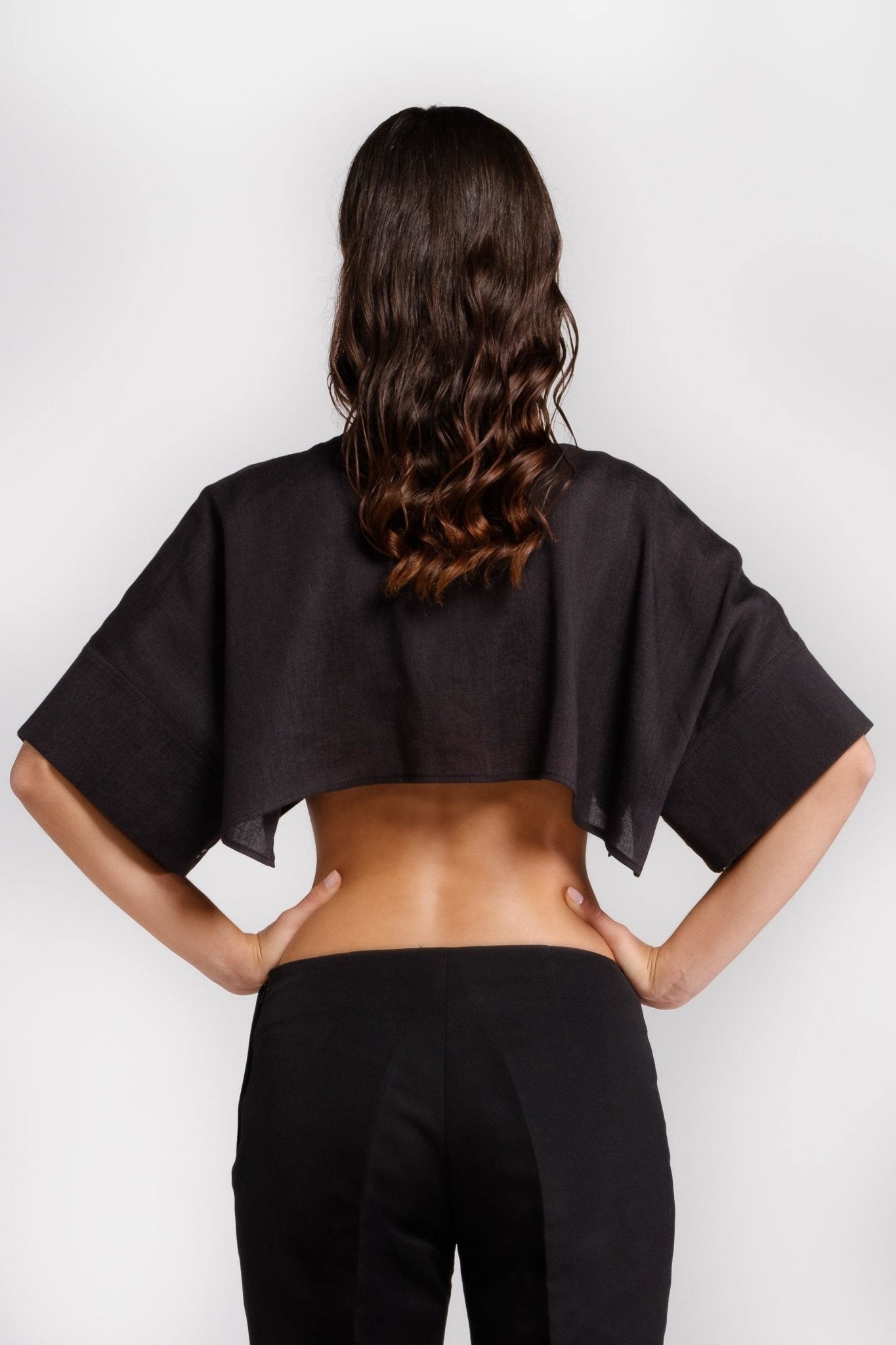 Black hemp shrug - The Clothing LoungeTrame di Stile