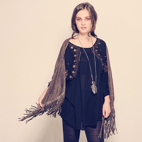 ekka studs shawl - The Clothing LoungeTreasures