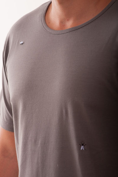 Flies Embroidered T-shirt - The Clothing LoungeWIINO