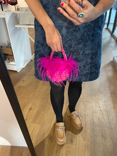 Mini crochet feather bag