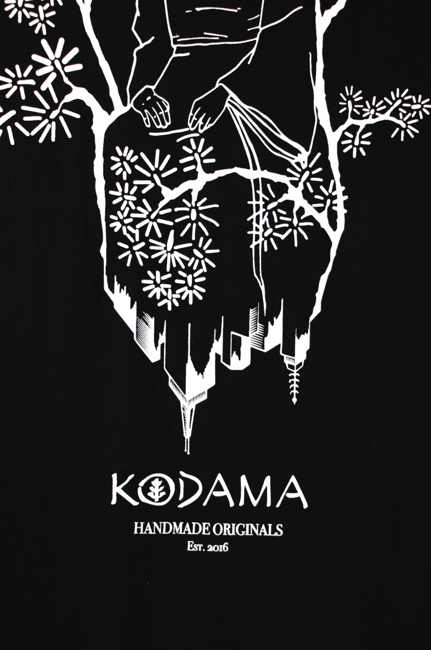 Urban Nature Unisex T-shirt in Black - Kodama Apparel - The Clothing Lounge
