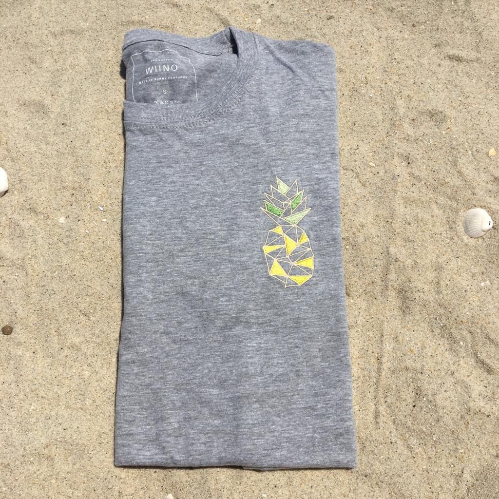 PINEAPPLE T-SHIRT - The Clothing LoungeWIINO