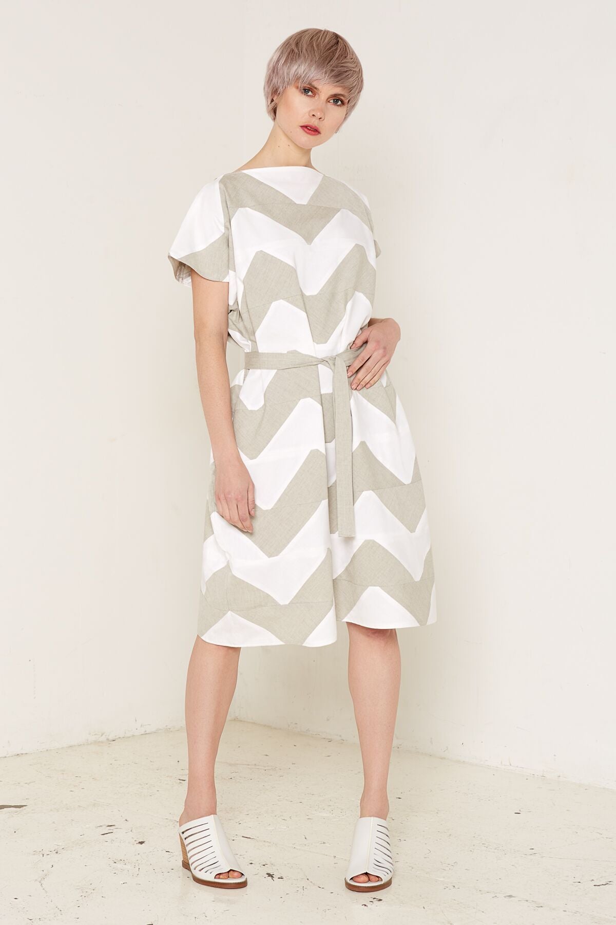 VENUS DRESS - The Clothing LoungeBo Carter